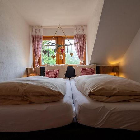 Bed and Breakfast Zur Schmitte Шмалленберг Экстерьер фото